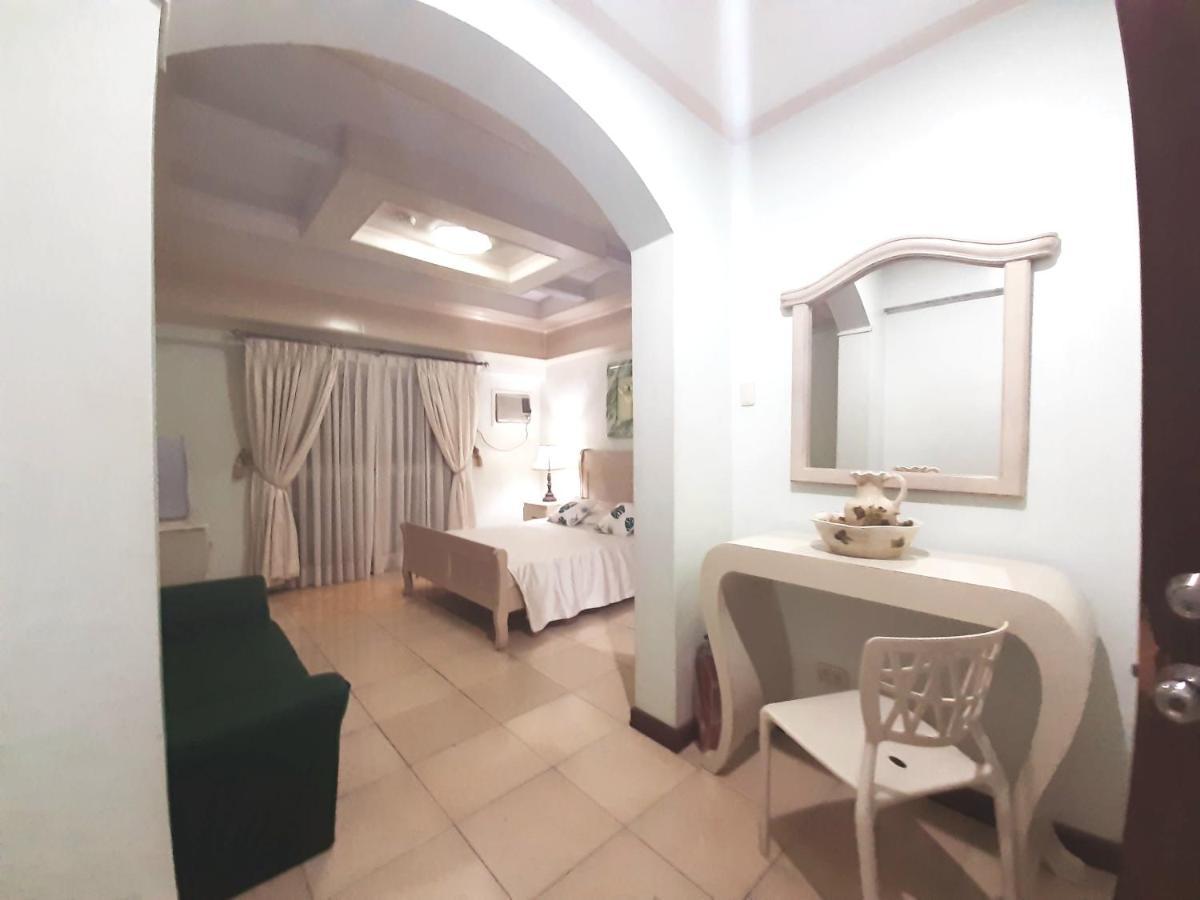 Casa Micarosa Hotel Manila Bagian luar foto
