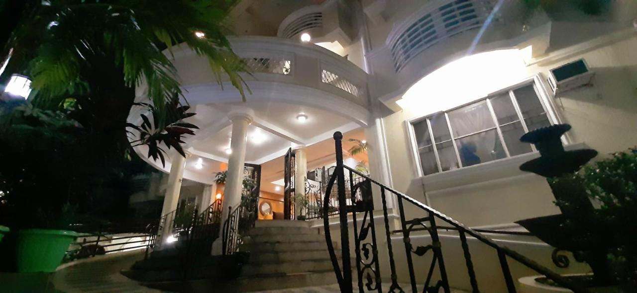 Casa Micarosa Hotel Manila Bagian luar foto