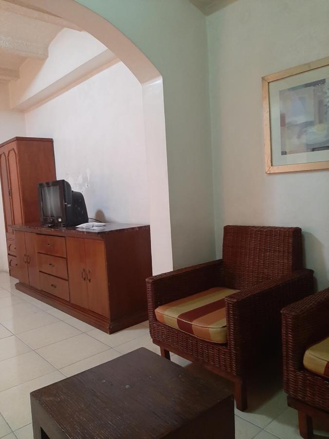 Casa Micarosa Hotel Manila Bagian luar foto