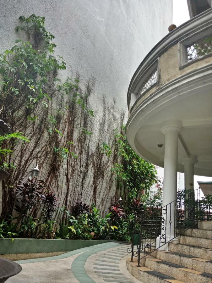 Casa Micarosa Hotel Manila Bagian luar foto